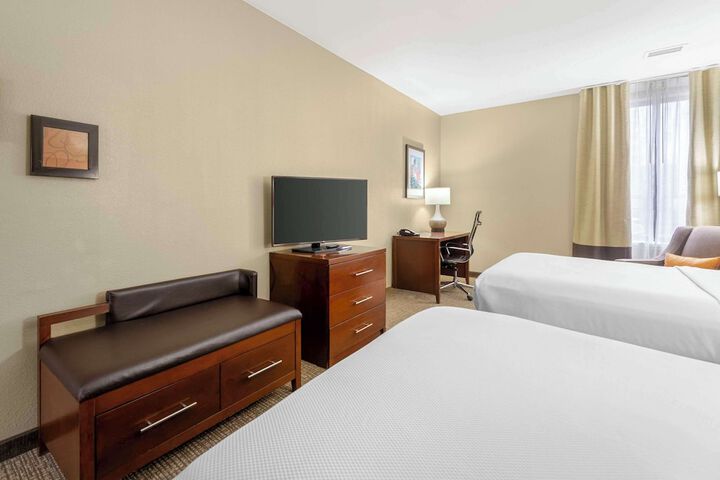 Room 43 of 80
