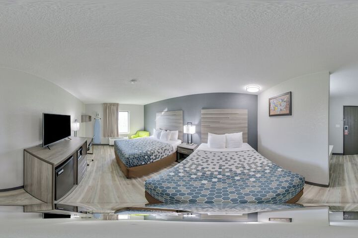 Room 14 of 42