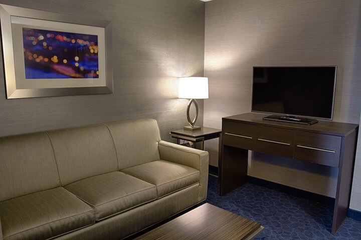 Holiday Inn Express & Suites Sidney by IHG