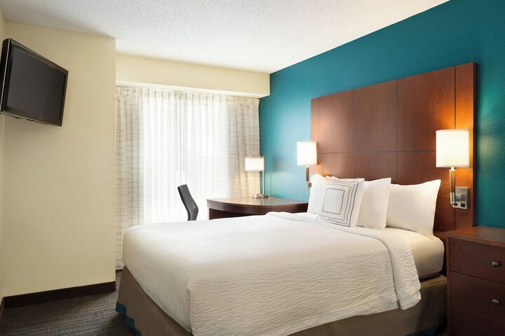 Room 16 of 20