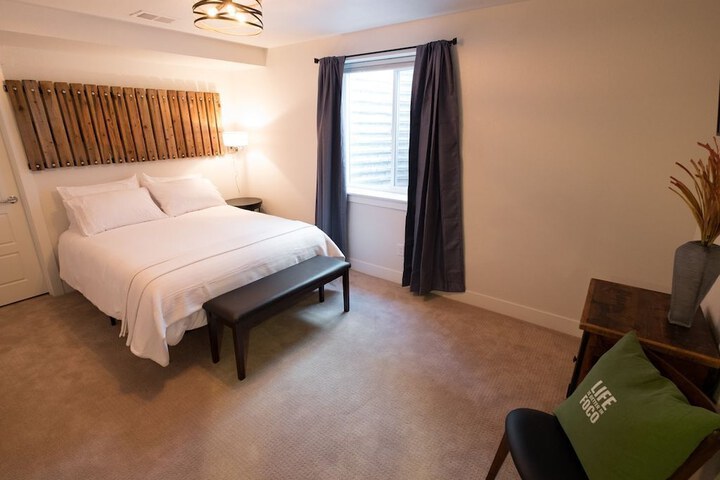 Room 21 of 30