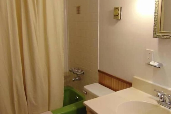 Room 159 of 312