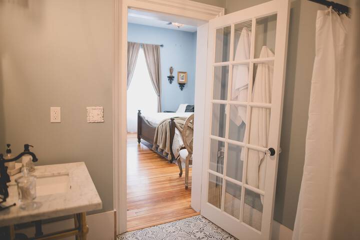 Room 14 of 39