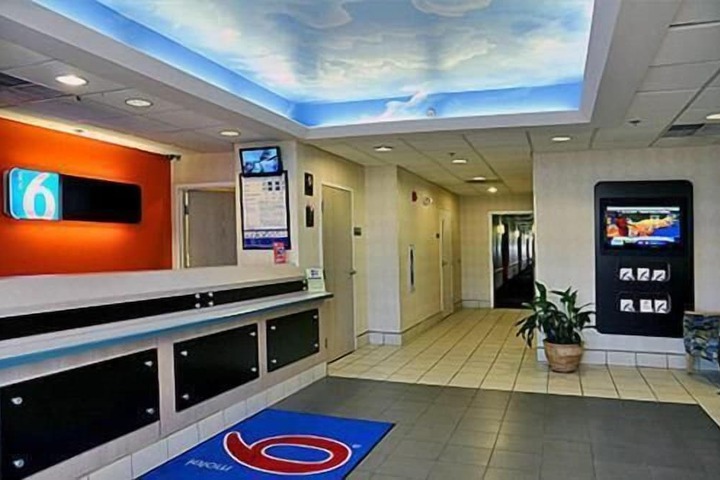 Hotel Interior 14 of 37