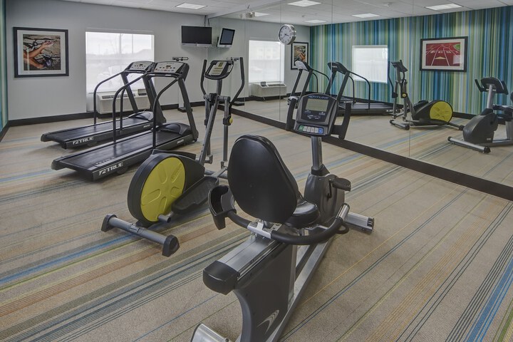 Holiday Inn Express Hotel & Suites Cookeville by IHG