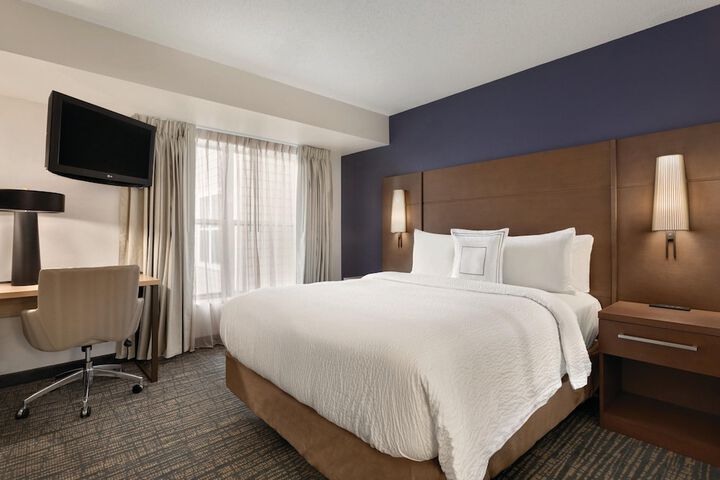 Room 16 of 25