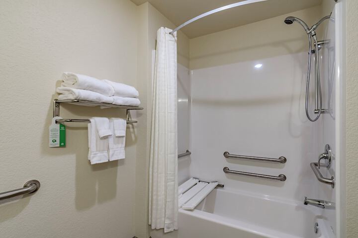 Cobblestone Inn & Suites - Lamoni