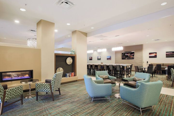 Hotel Interior 11 of 32