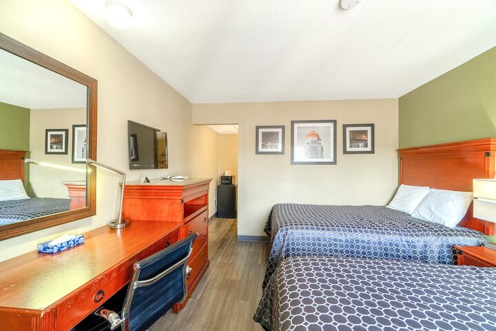 Deluxe Inn Miami OK
