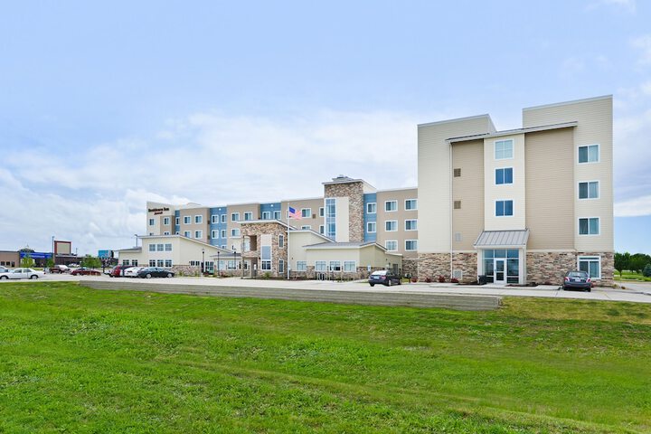 Hotel 2 of 43