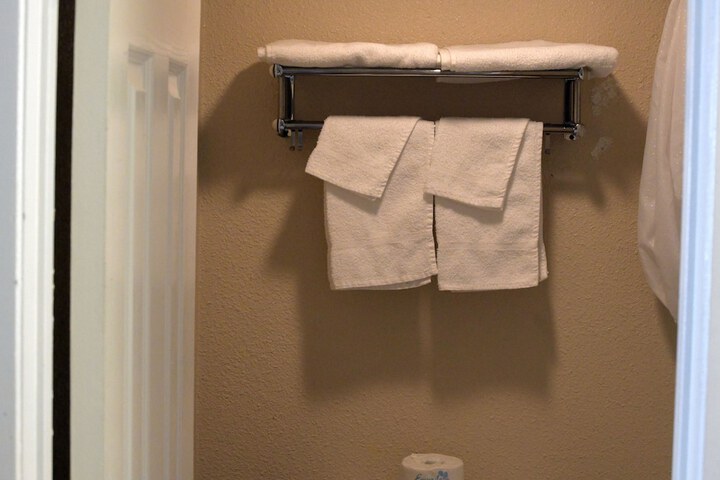 Room 59 of 107