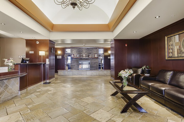 Hotel 10 of 65