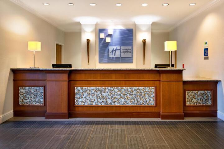 Holiday Inn Express Hotel and Suites Arcadia by IHG