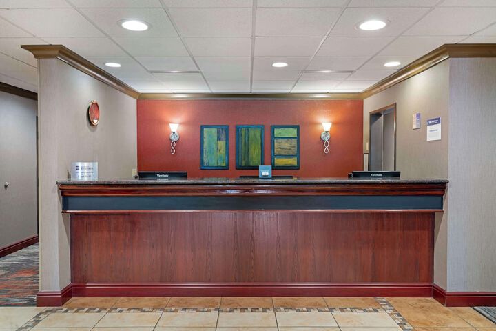 Hotel Interior 9 of 33