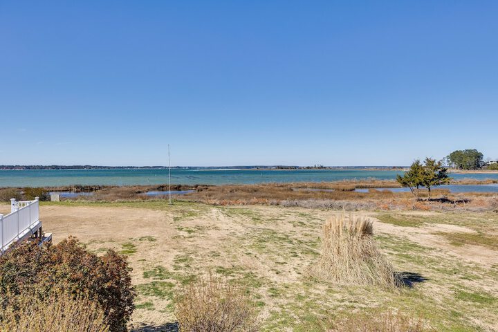 Welcoming Cottage w / Outdoor Pool & Water Views!