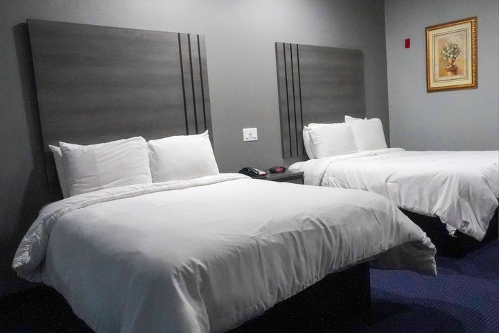 Room 15 of 26