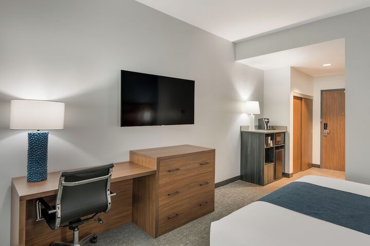 Room 16 of 86