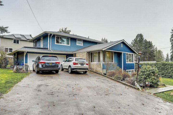 Walk to Beach & Lake Access: Cozy Redmond Apt!