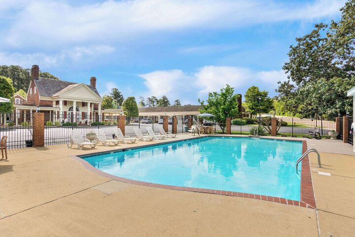 Pool 5 of 26