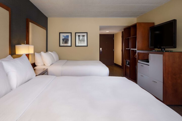 DoubleTree by Hilton Pittsburgh - Cranberry