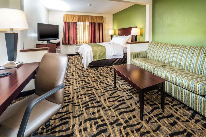 Quality Inn & Suites Danville East
