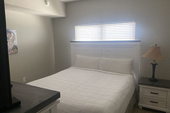 Room 76 of 116