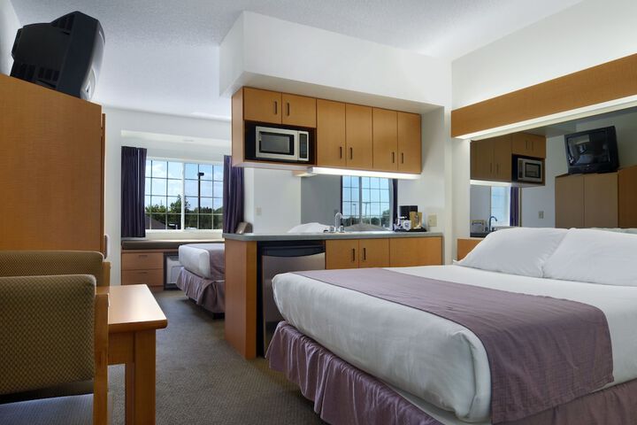 Room 30 of 50