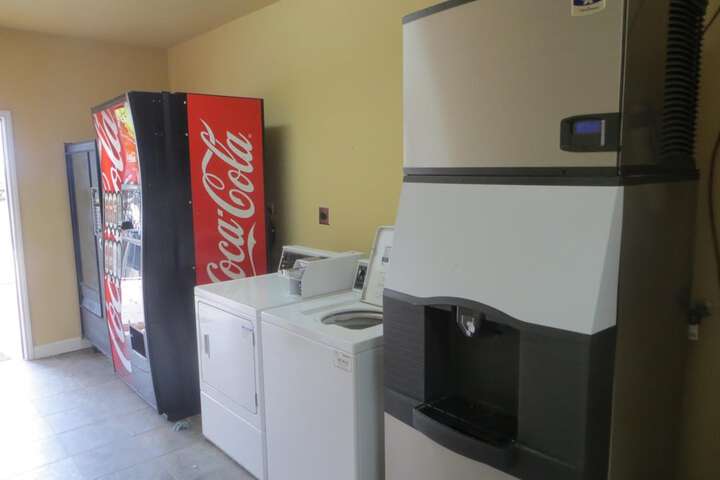 Laundry 44 of 49
