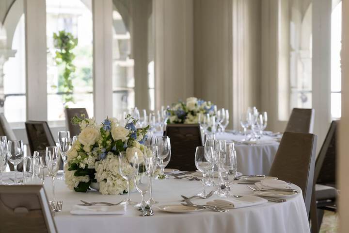 Moana Surfrider a Westin Resort & Spa, Waikiki Beach
