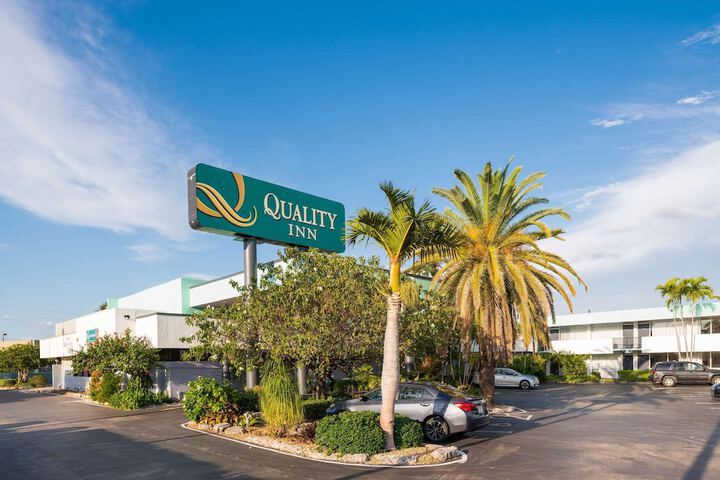 Hotel 4 of 48