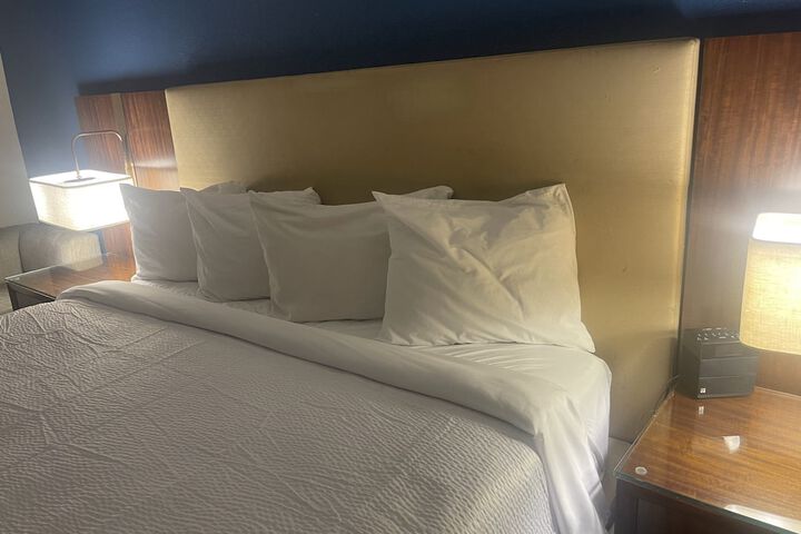 Red Roof Inn & Suites Hinesville