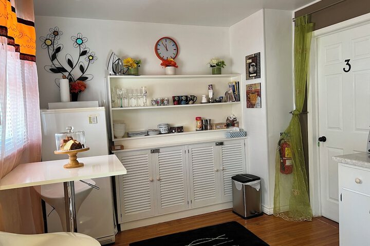 Room 17 of 39