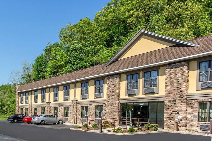 Hotel 2 of 36