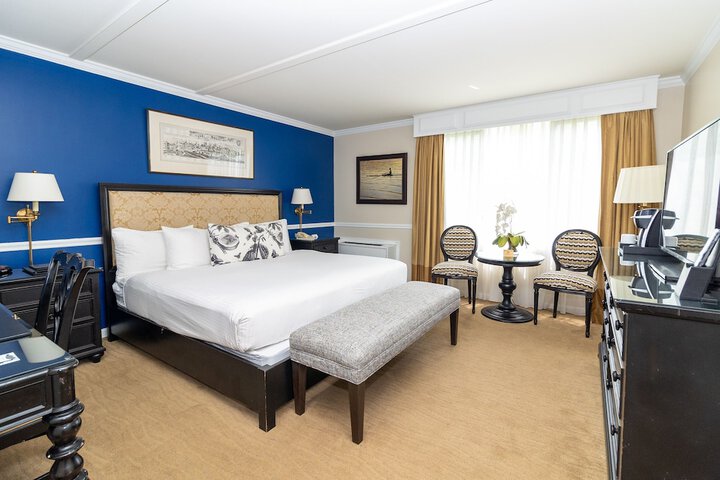 Room 5 of 20