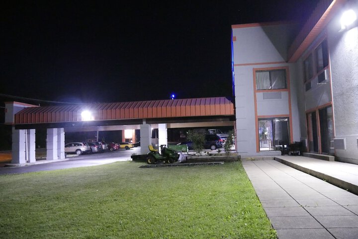 Hotel 1 of 29