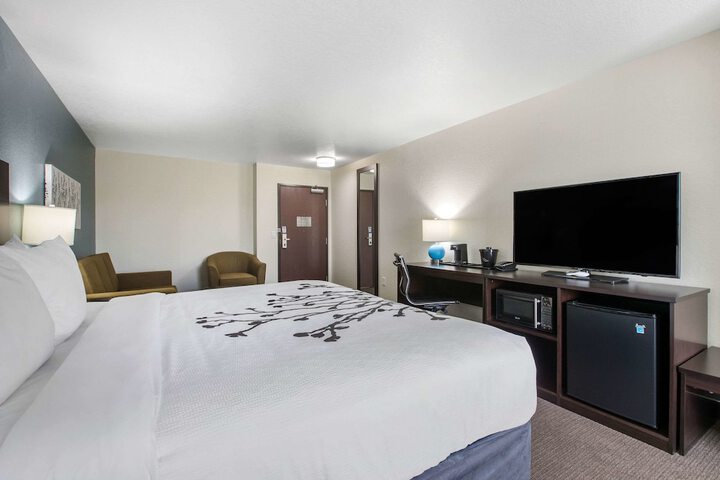 Room 29 of 52