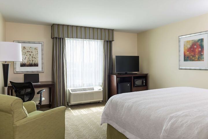 Hampton Inn & Suites Philadelphia Montgomeryville