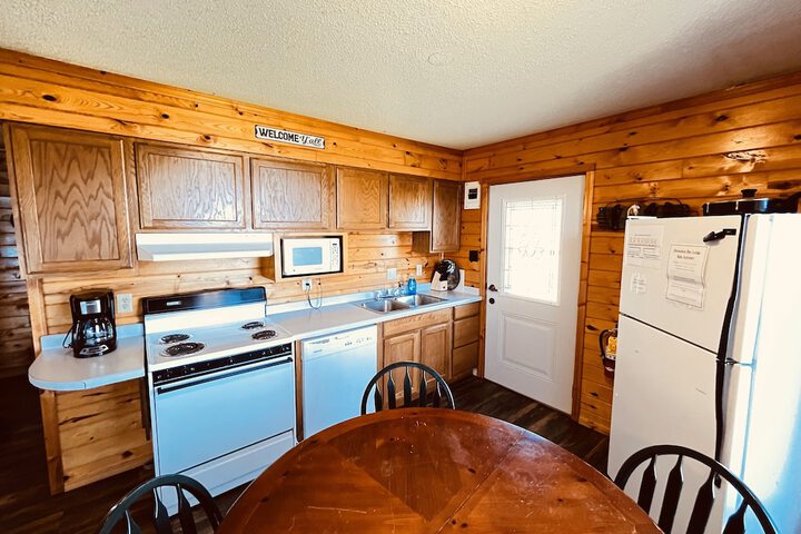 Horseshoe Bay Lodge