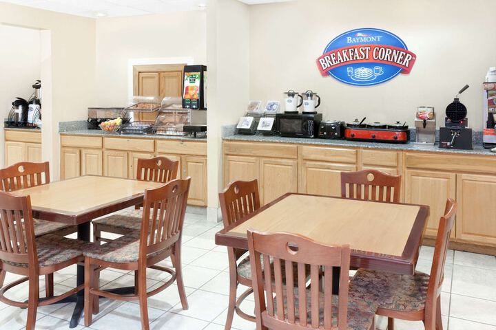Breakfast/Coffee Service 28 of 32