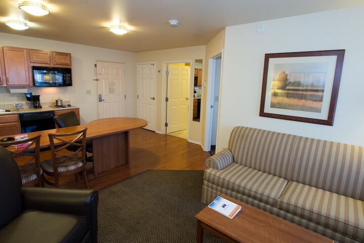 Candlewood Suites Joplin by IHG