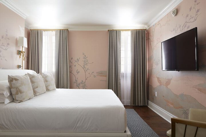 Room 54 of 64