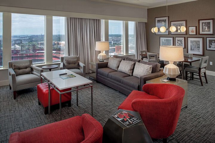 Hilton St. Louis at the Ballpark