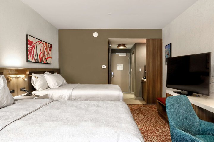 Room 39 of 65