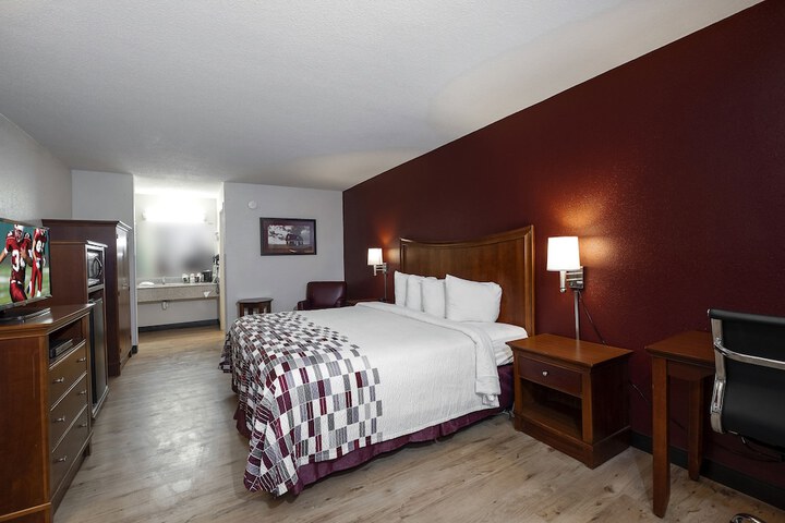 Room 16 of 29