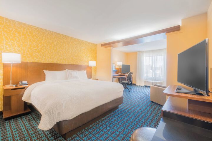 Room 15 of 25