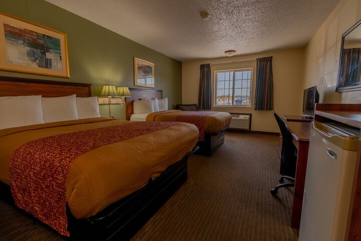 Thunderbird Lodge