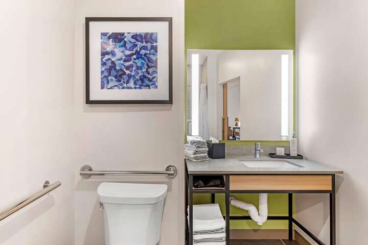 Cambria Hotel Euless - DFW Airport South