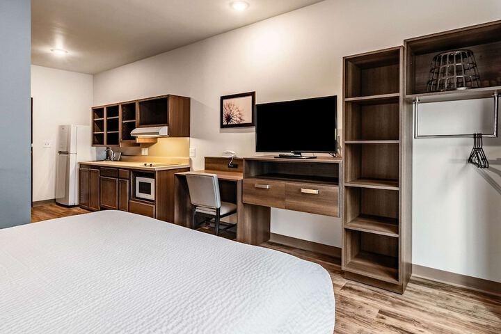 Room 26 of 33