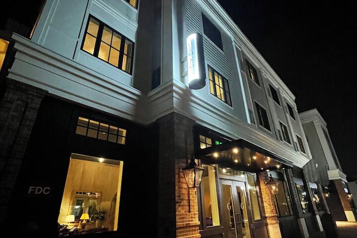 Hotel 3 of 21