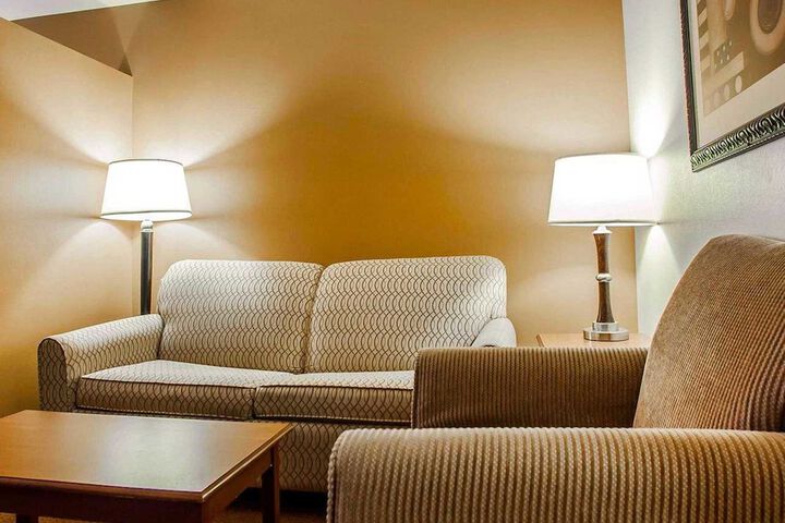 Comfort Inn & Suites Grinnell near I-80